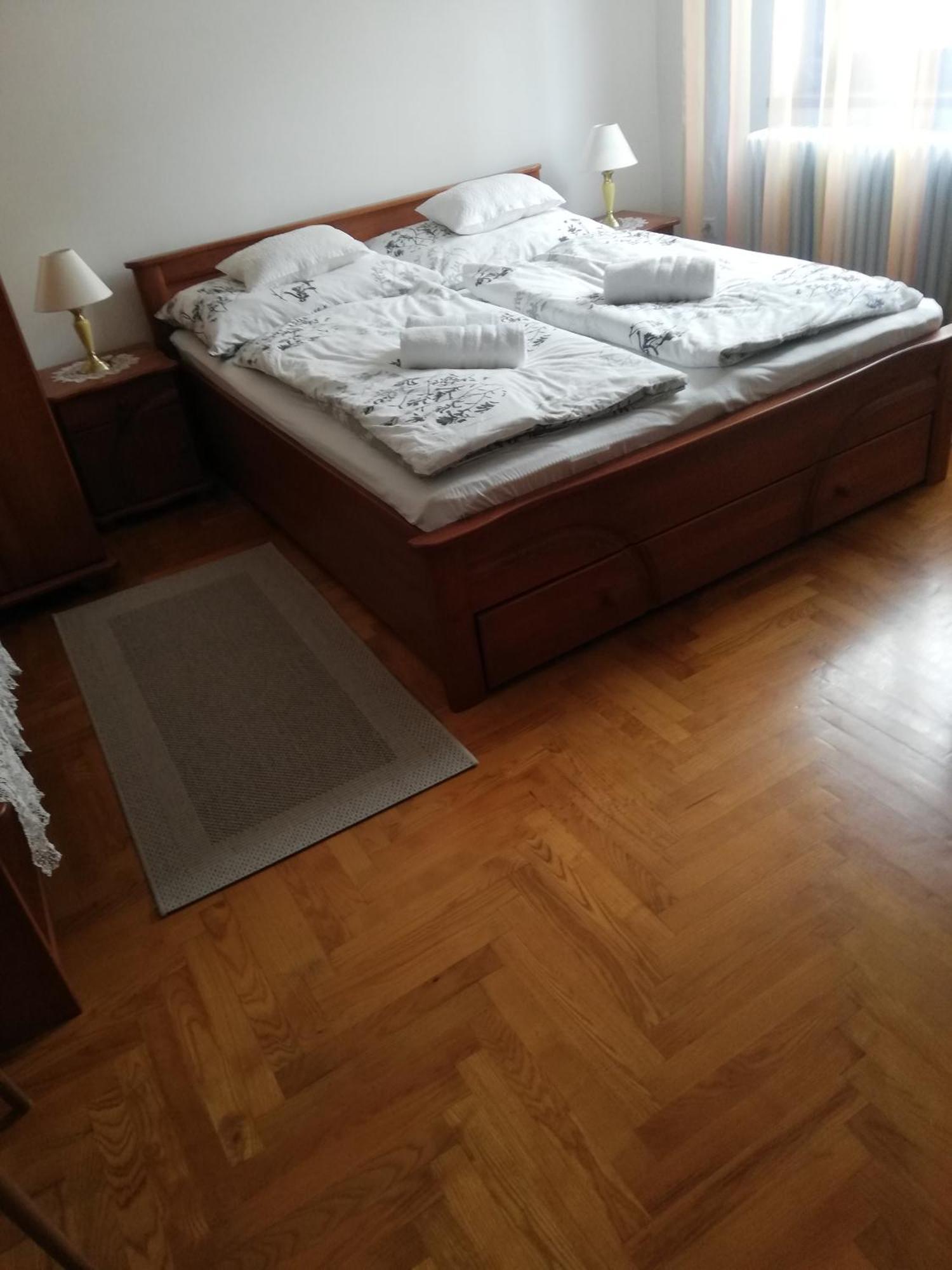 Ferienwohnung Viragos Vendeghaz Balatonfuered Exterior foto